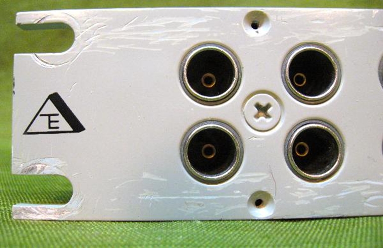 Picture of Trompeter (TEI) JSI-40S/J14 Video Patch Panel