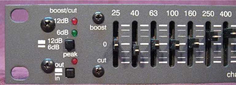 Image sur Biamp MicroEQ 152, Stereo Graphic EQ