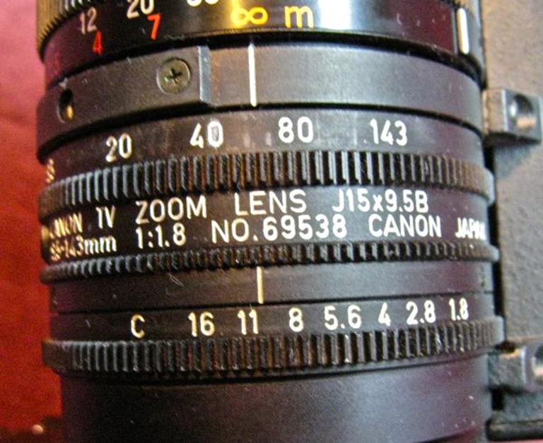 Afbeelding van Sharp XC-A1 3 Tube Camera w Canon J15x9.5, for Parts.