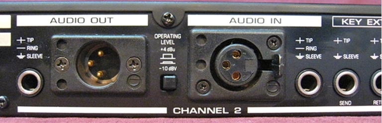 Picture of Behringer MDX 2100 composer