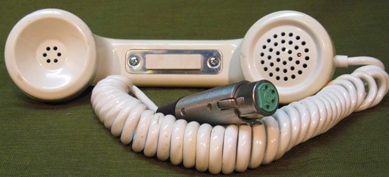 Picture of Clearcom HS-6, PTT handset for KB-111A SOLD OUT