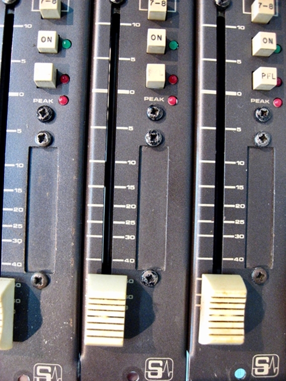Picture of Soundcraft 800B 8011 Channel Strips
