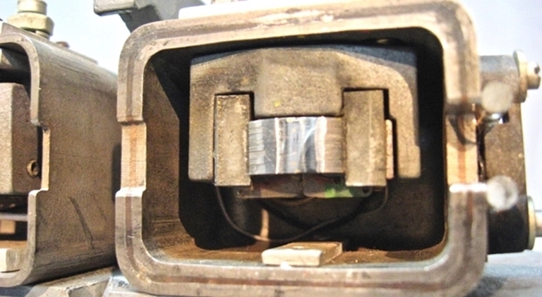 Image sur Ampex 350 1/4" Full Track head assembly